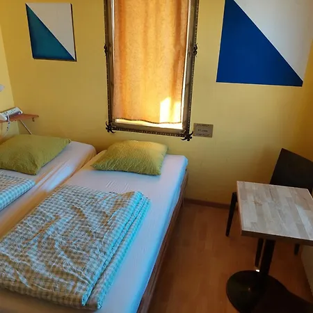 Oldtown Hostel Otter-2